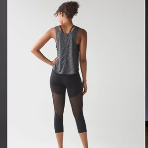Lululemon Rush Hour 21" Crop
Black